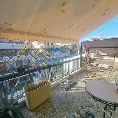Apartment Exarchia Penthouse Cozy & Athens